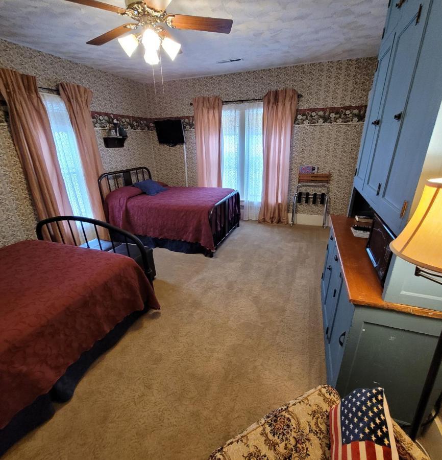 Prairie House Manor Bed And Breakfast De Smet 외부 사진